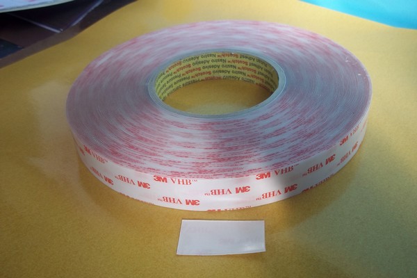 Nastro biadesivo 3M VHB 4905P 12 mm x 66 m x 0,5 mm trasparente